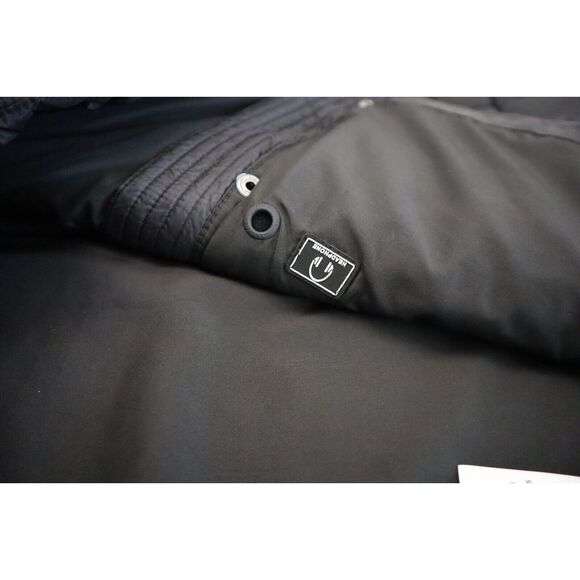 Calvin Klein Women's Sz XL Black Water Repellant Performance Puffer Vest - Picture 9 of 16